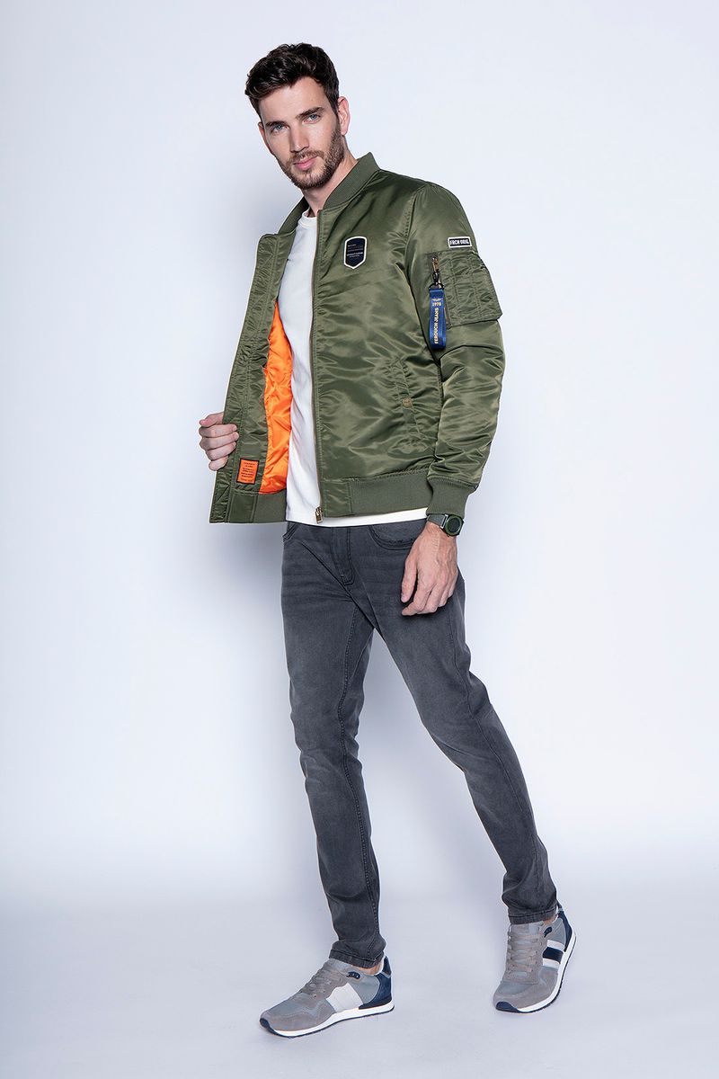 label-3