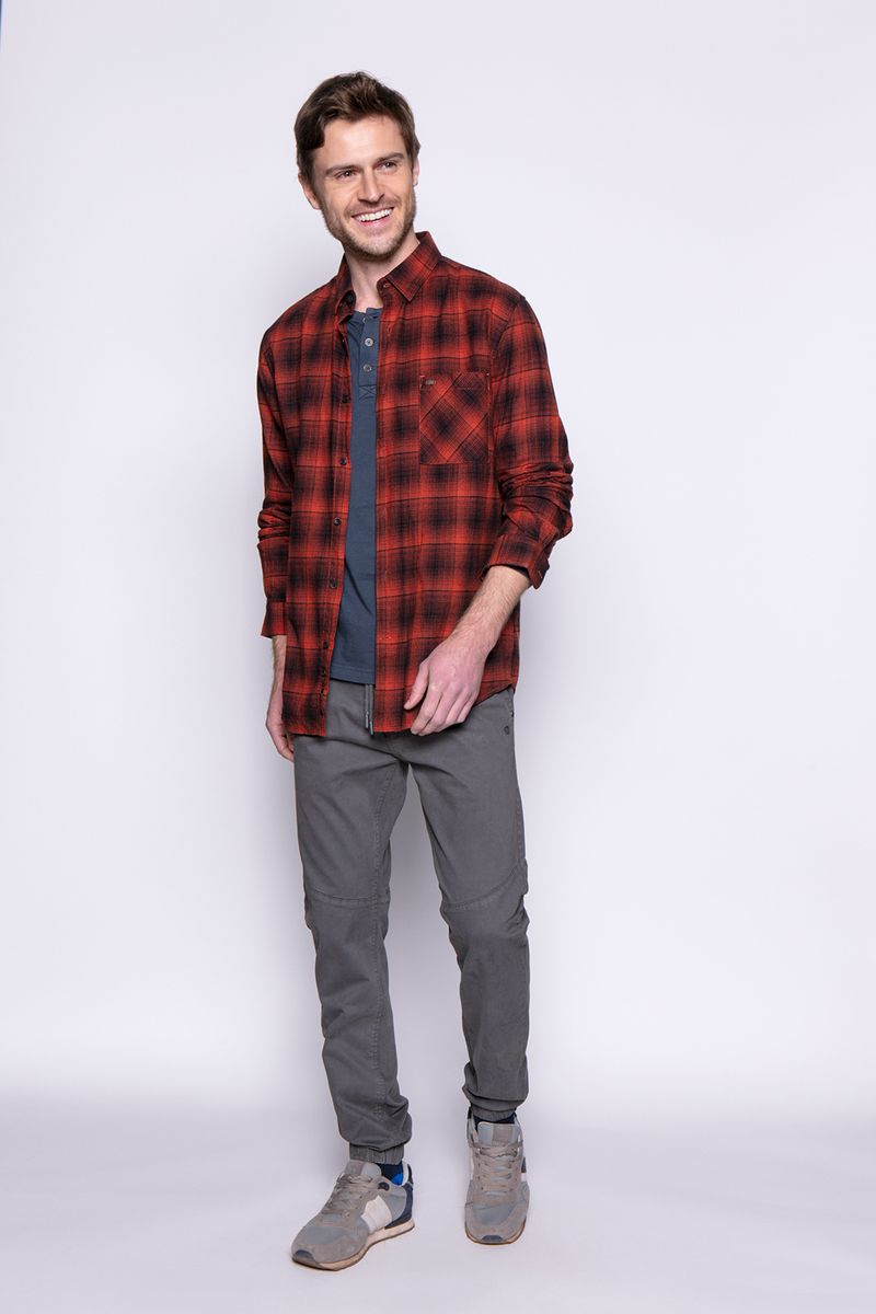 label-3