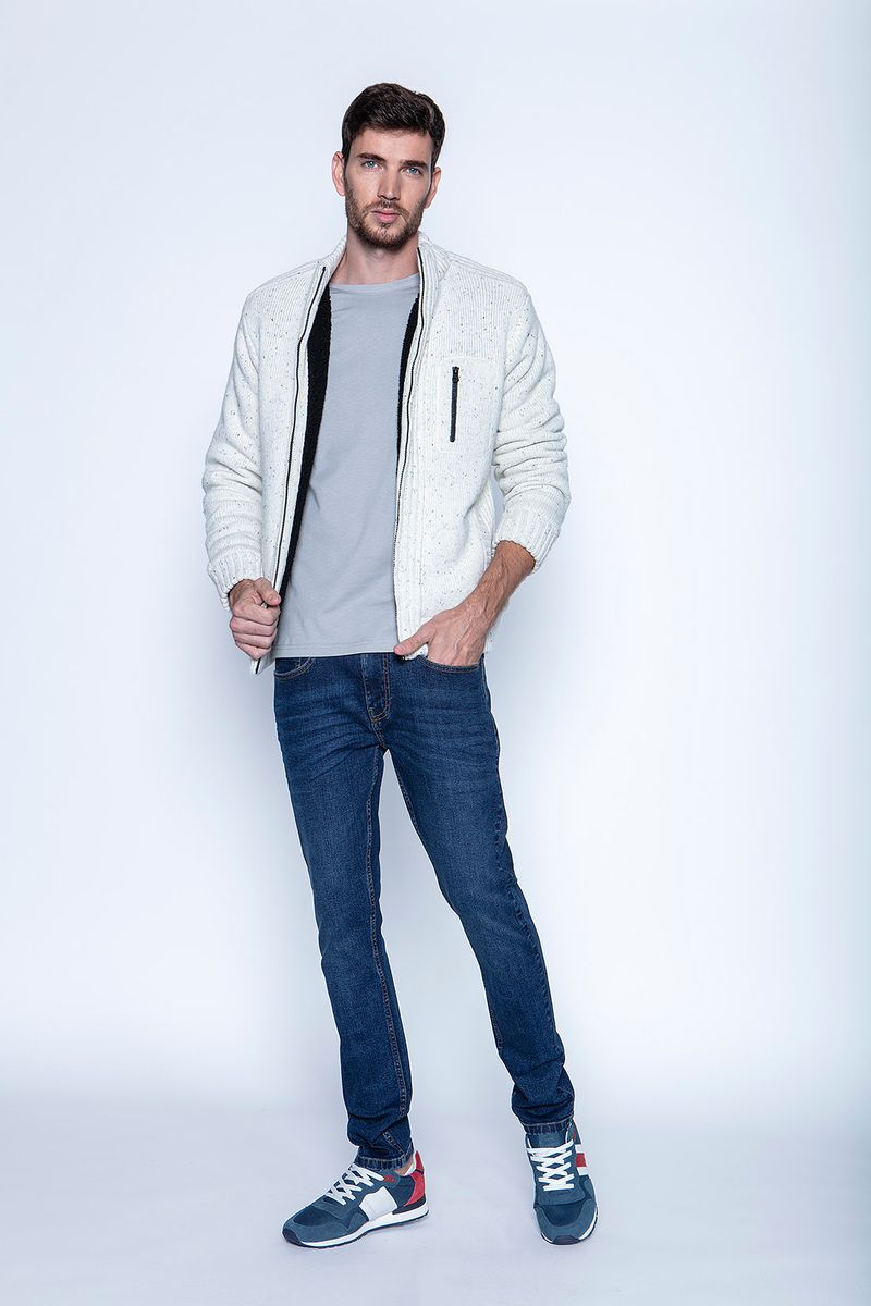 label-3