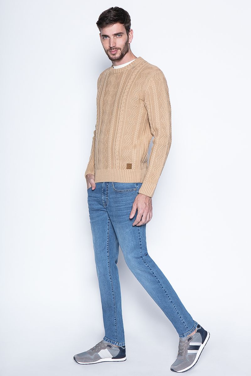 label-3