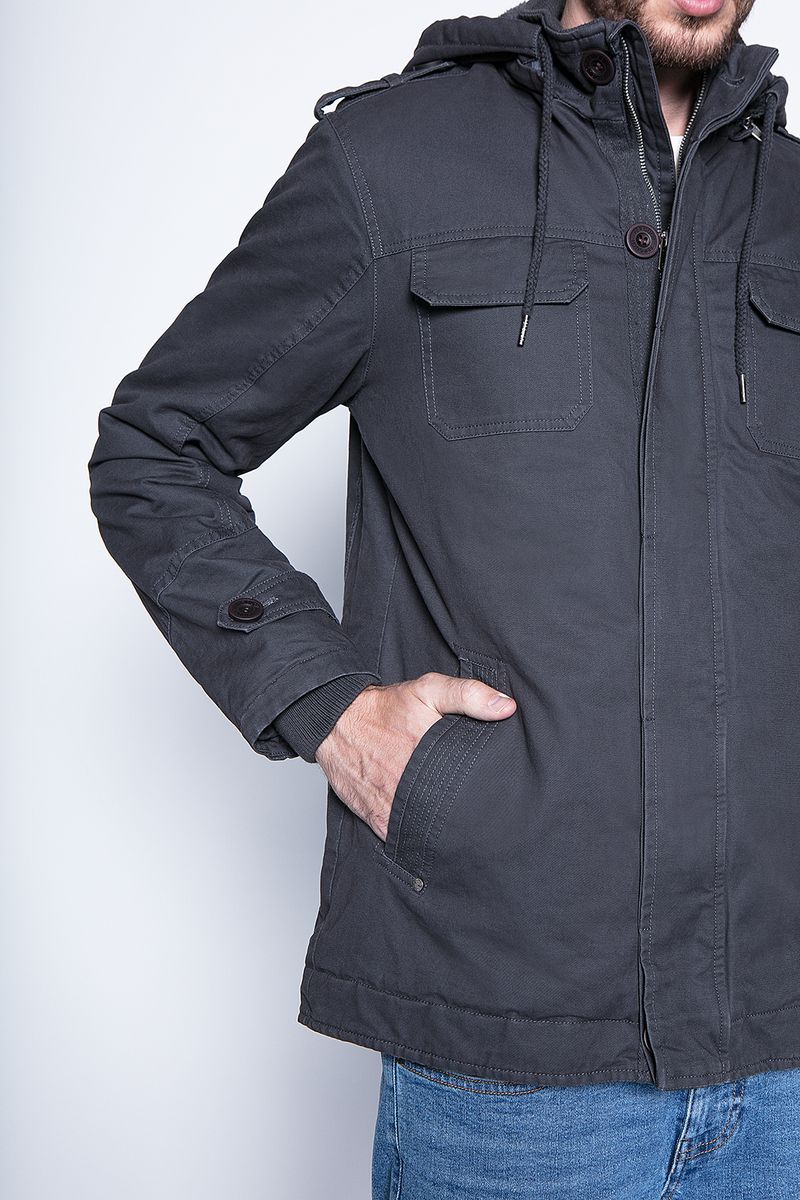 label-4
