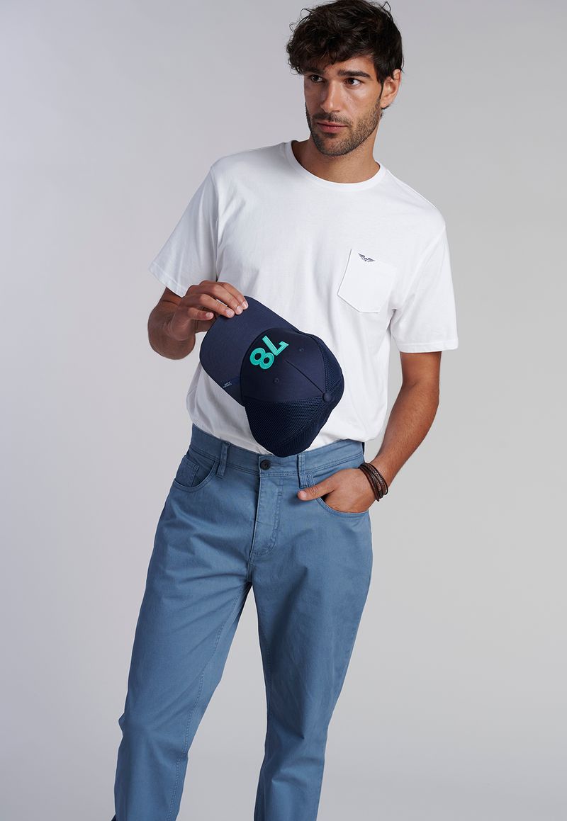 label-4