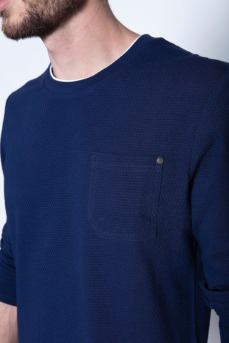 label-4