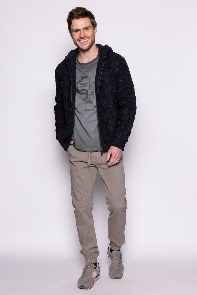 label-3