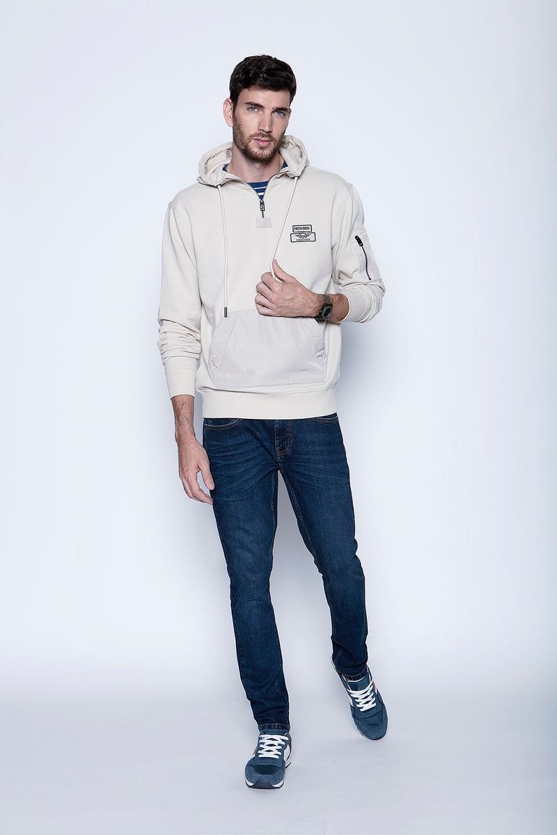 label-3