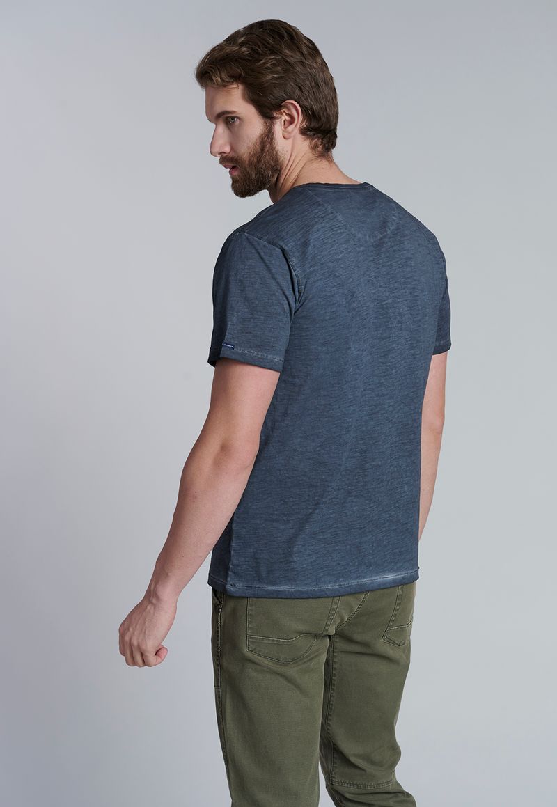 label-3