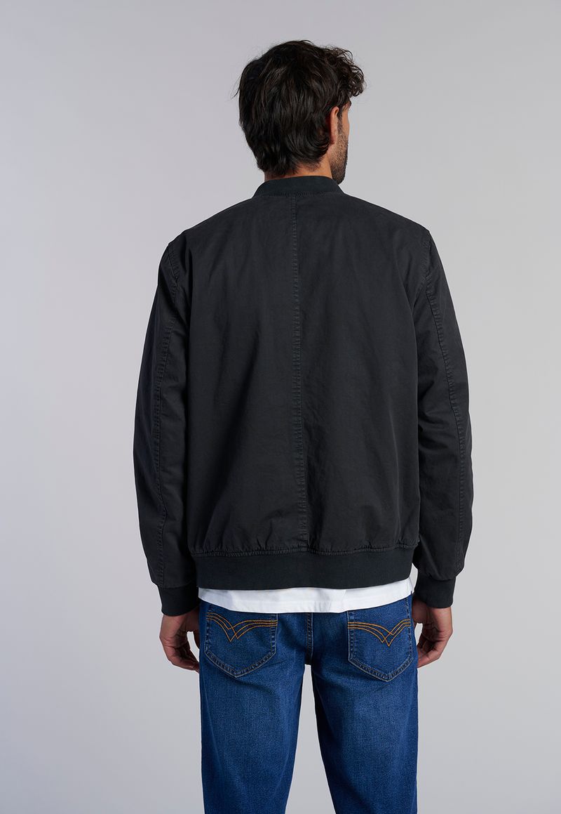 label-3