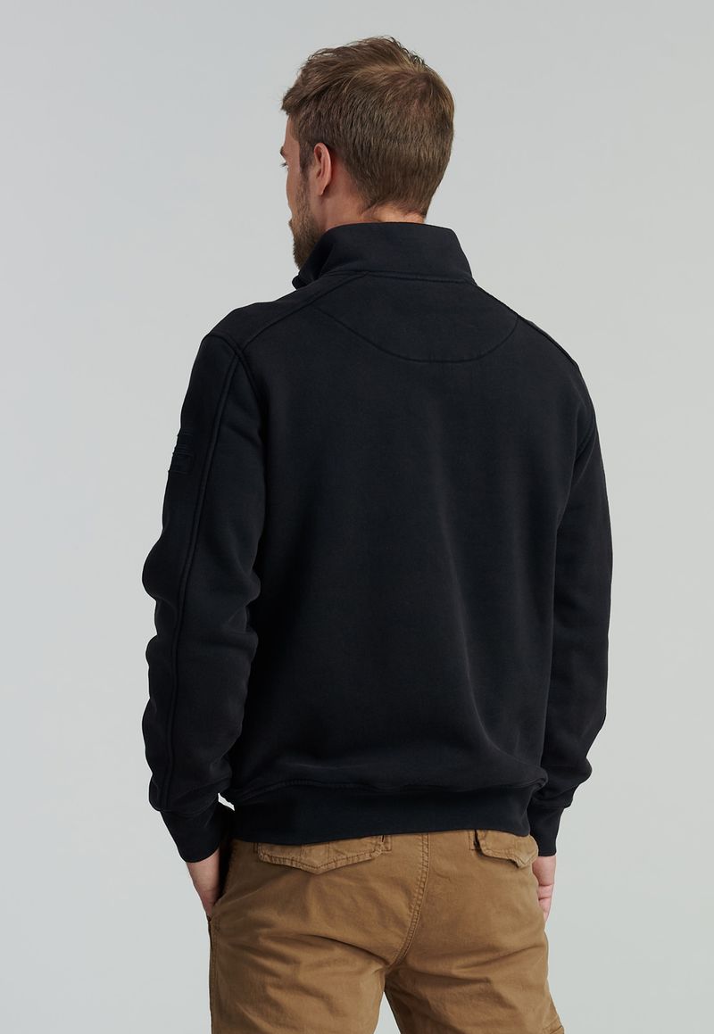 label-3