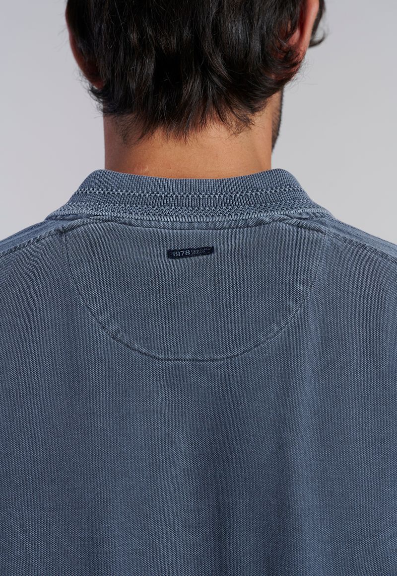 label-4