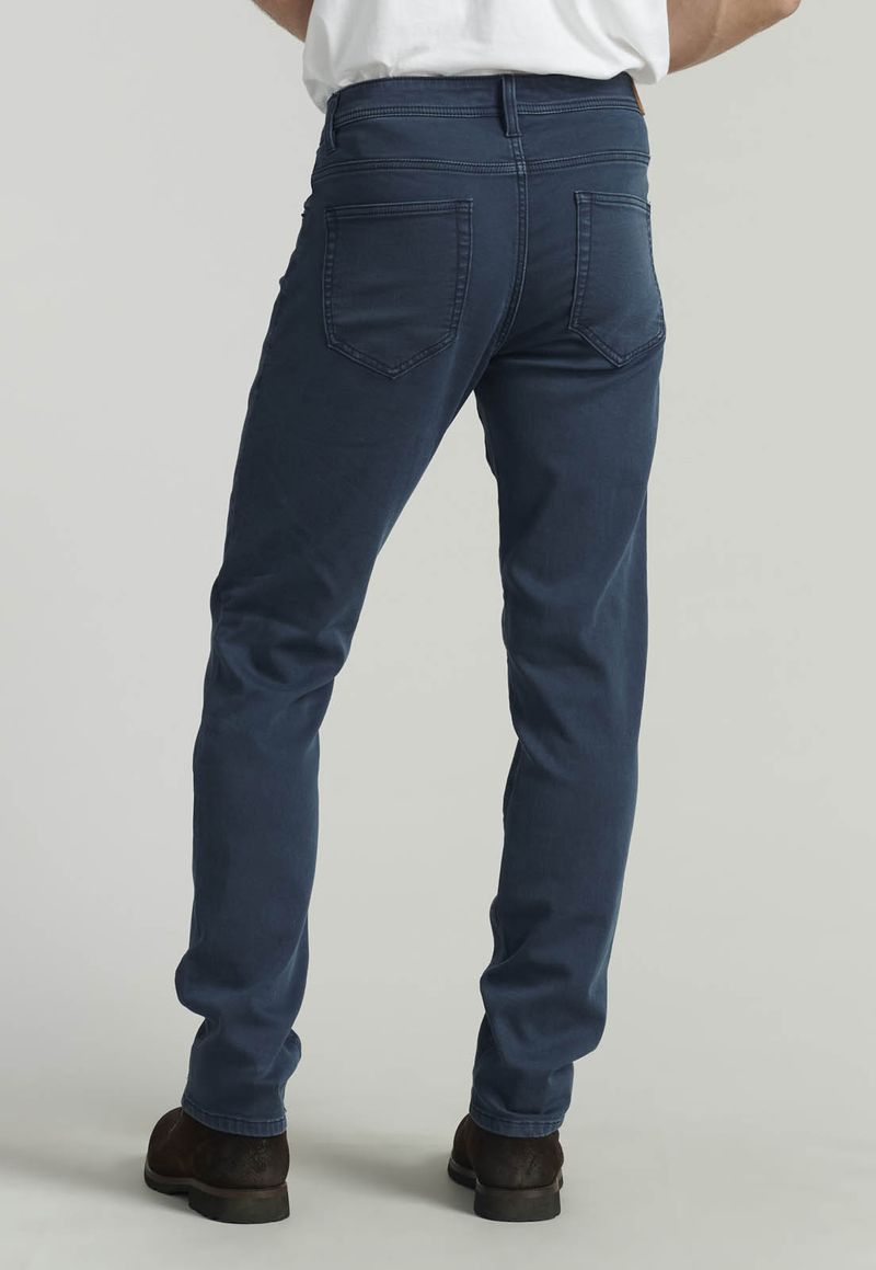 label-3