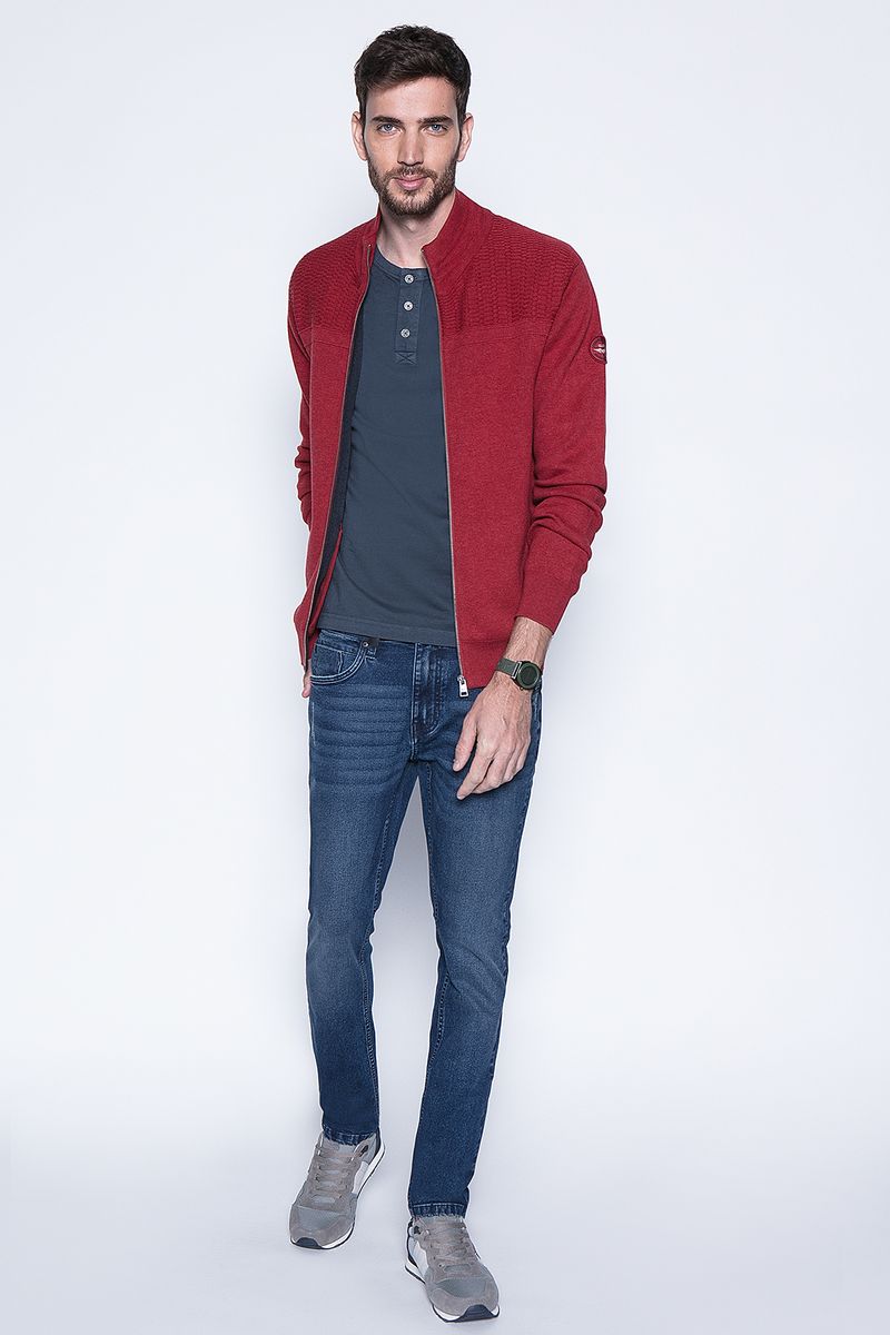 label-3