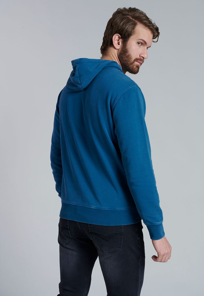 label-3