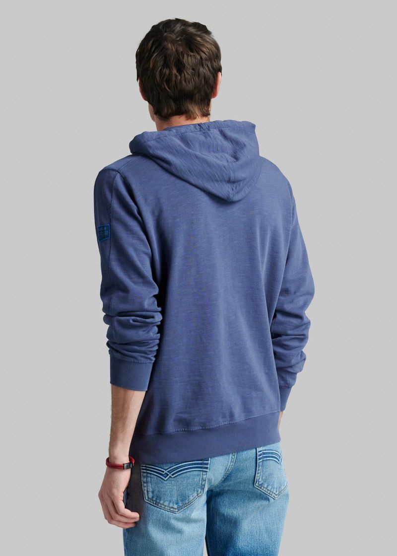 label-3