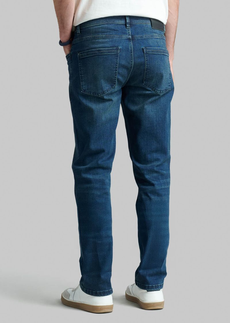 label-3