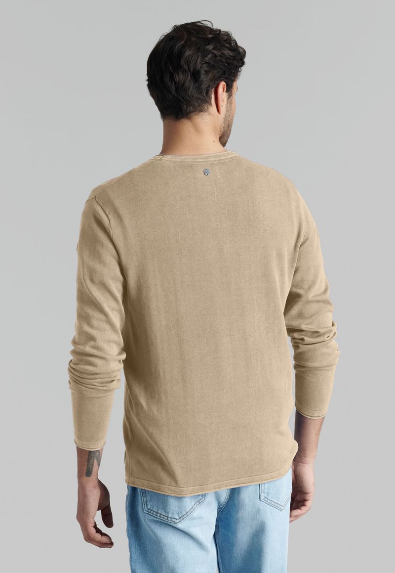 label-3