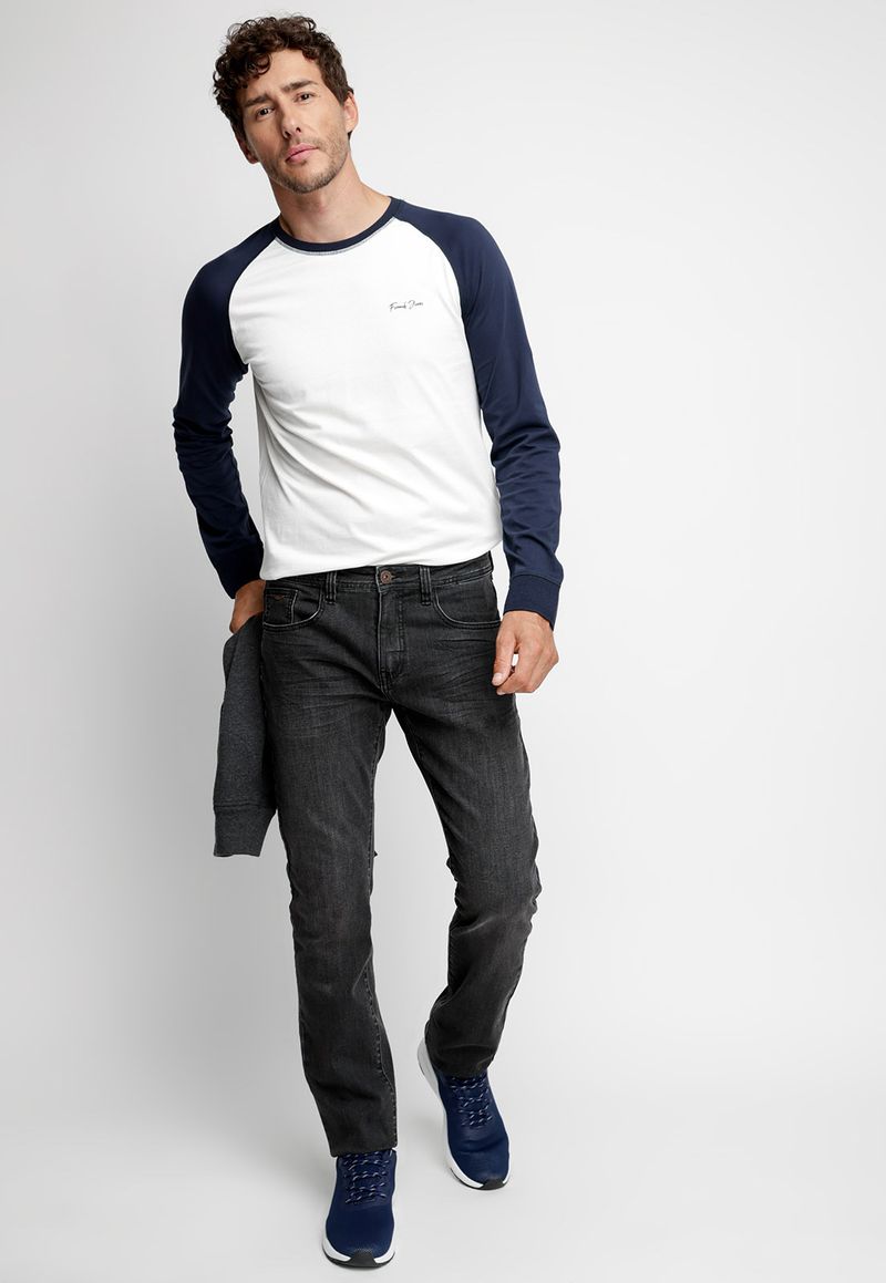 label-3