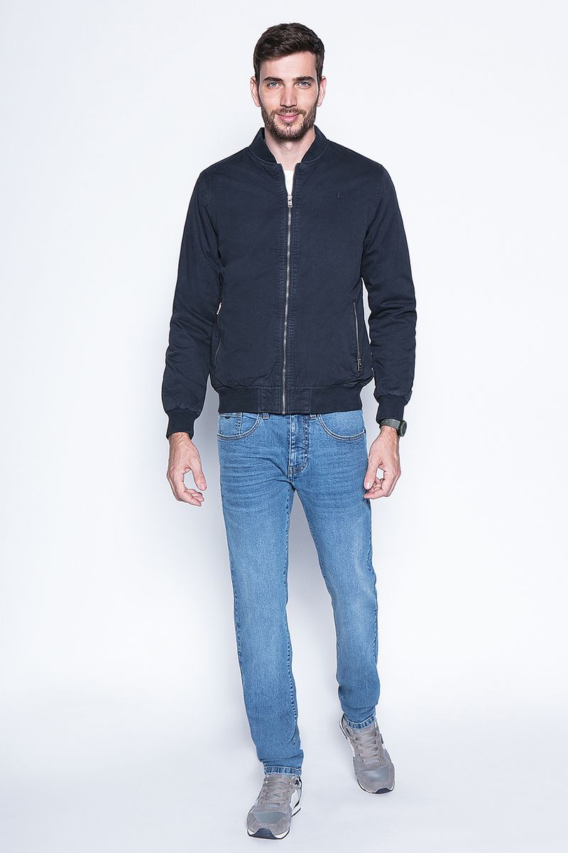 label-3