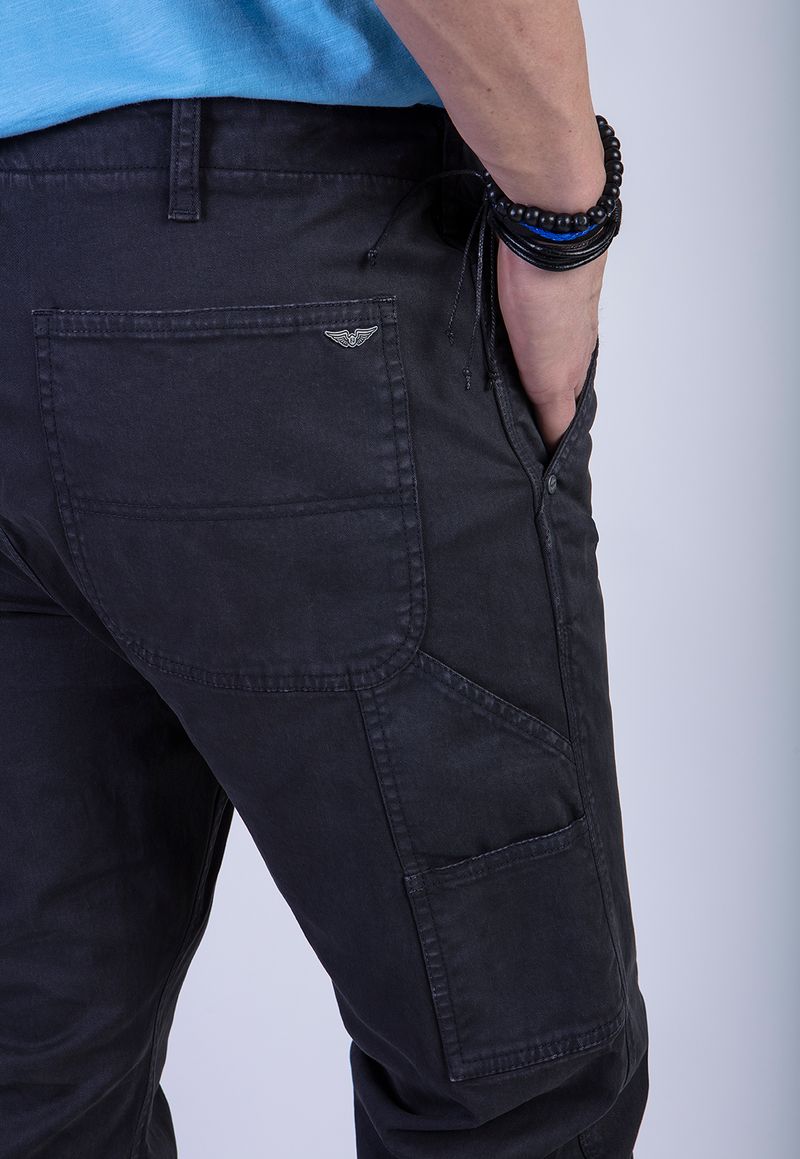 label-3
