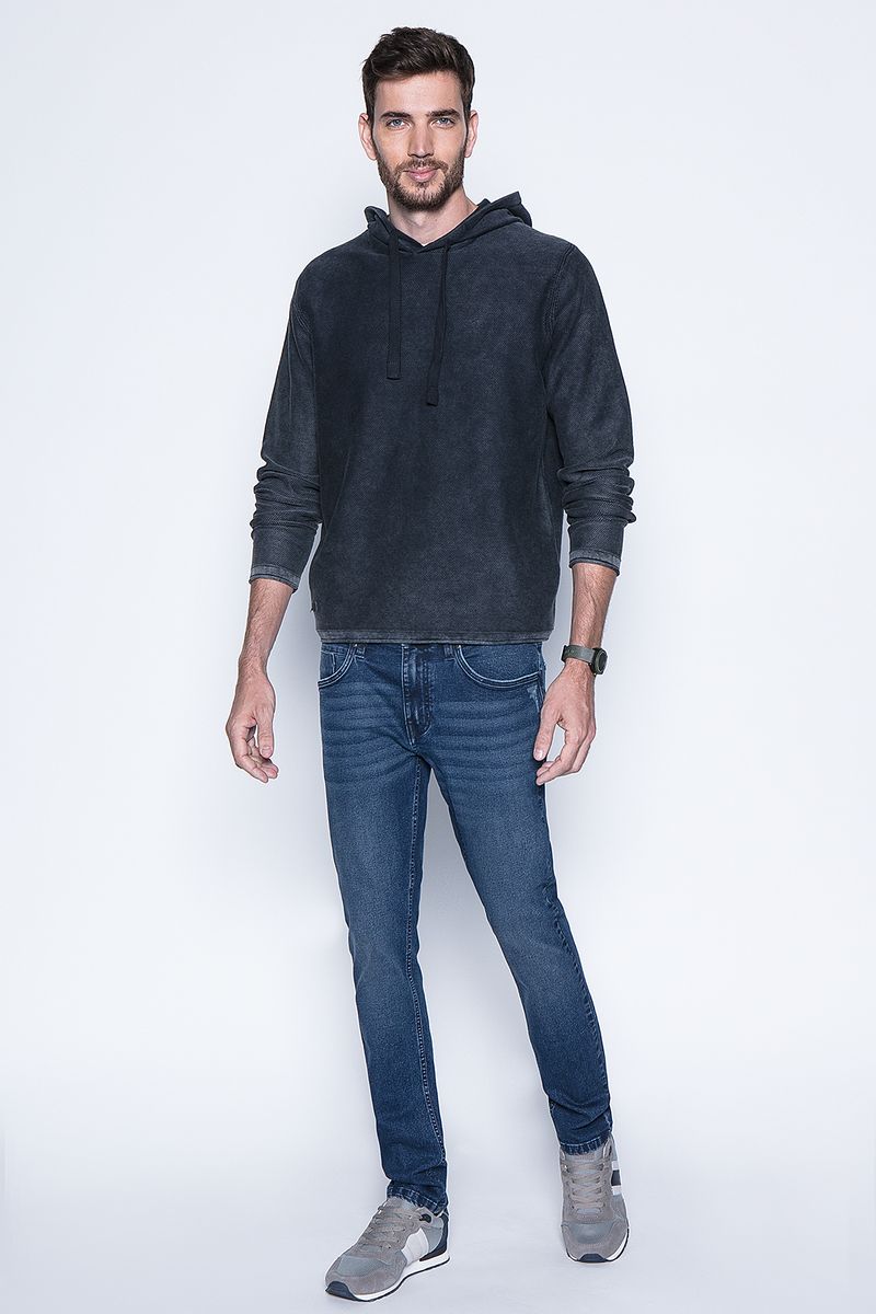 label-3