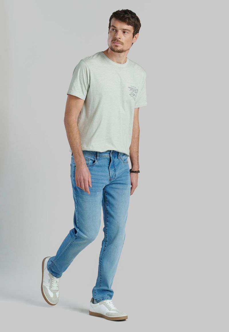 label-4