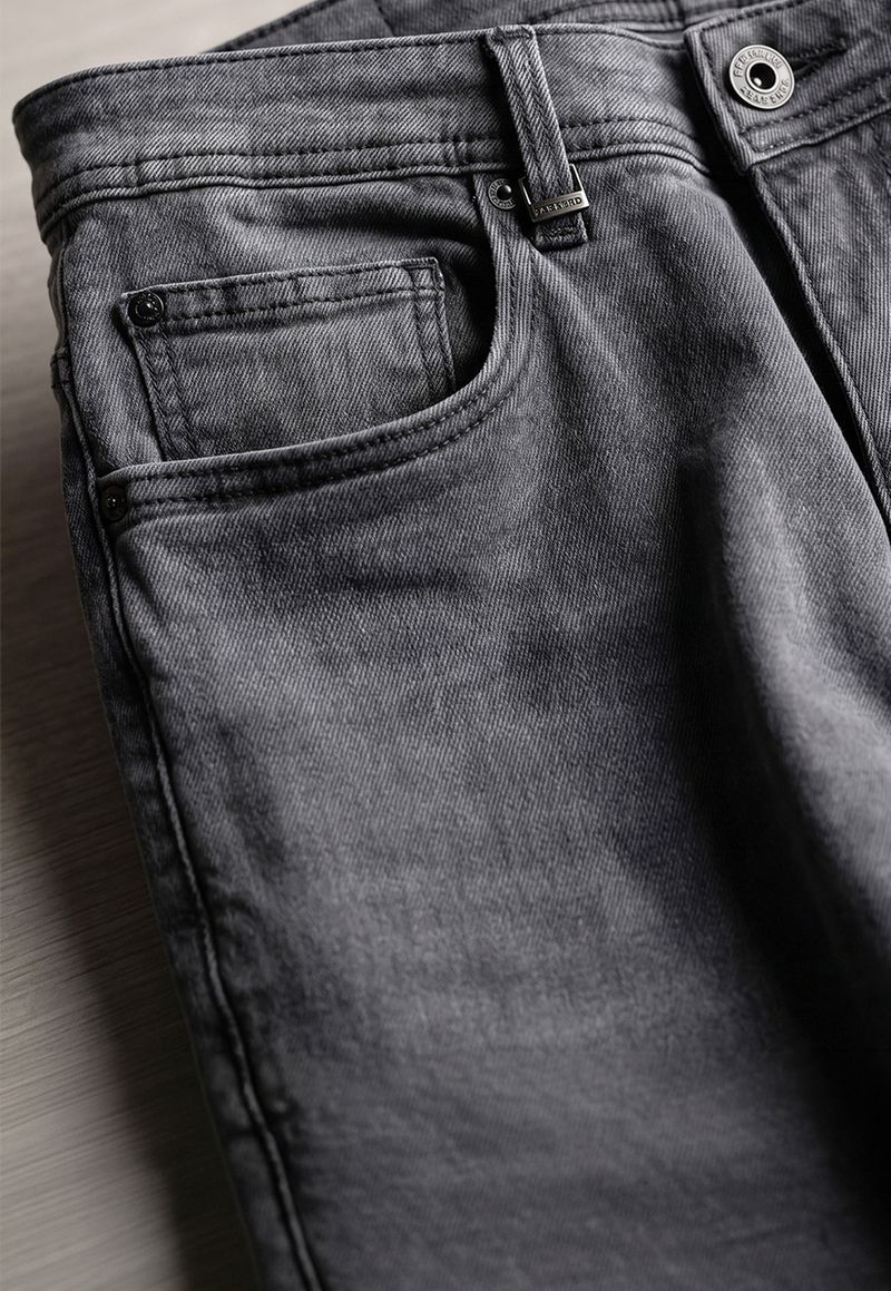 2302s260015-004